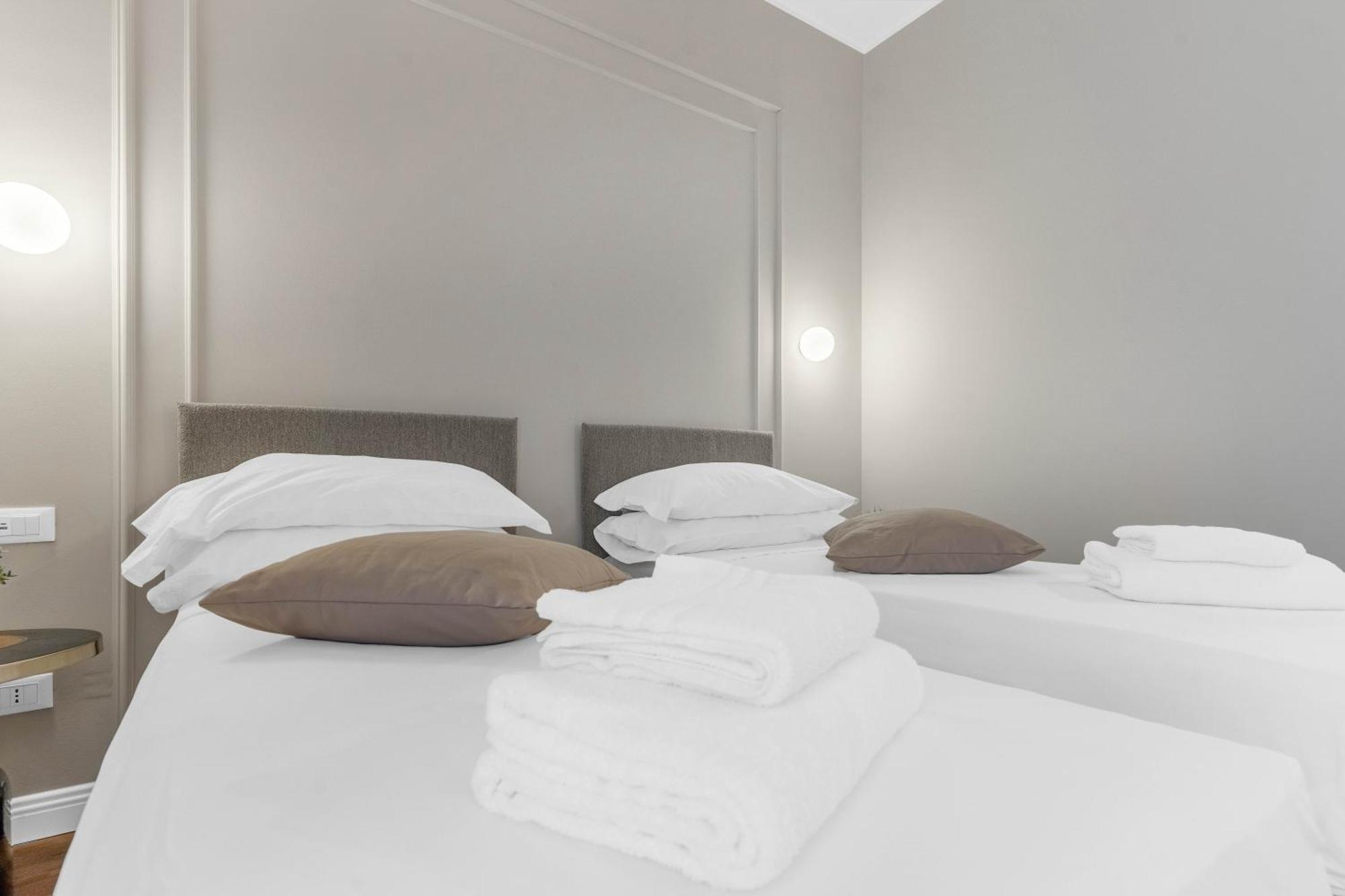 Torriani Suites Foresteria Lombarda Mediolan Zewnętrze zdjęcie